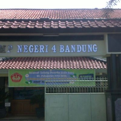 smp-4-bandung-1